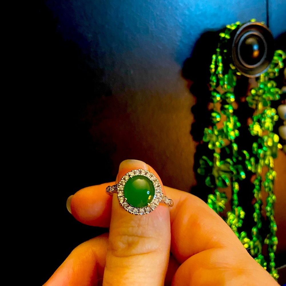 BP “Glamorous Sparkle” size 10 ring